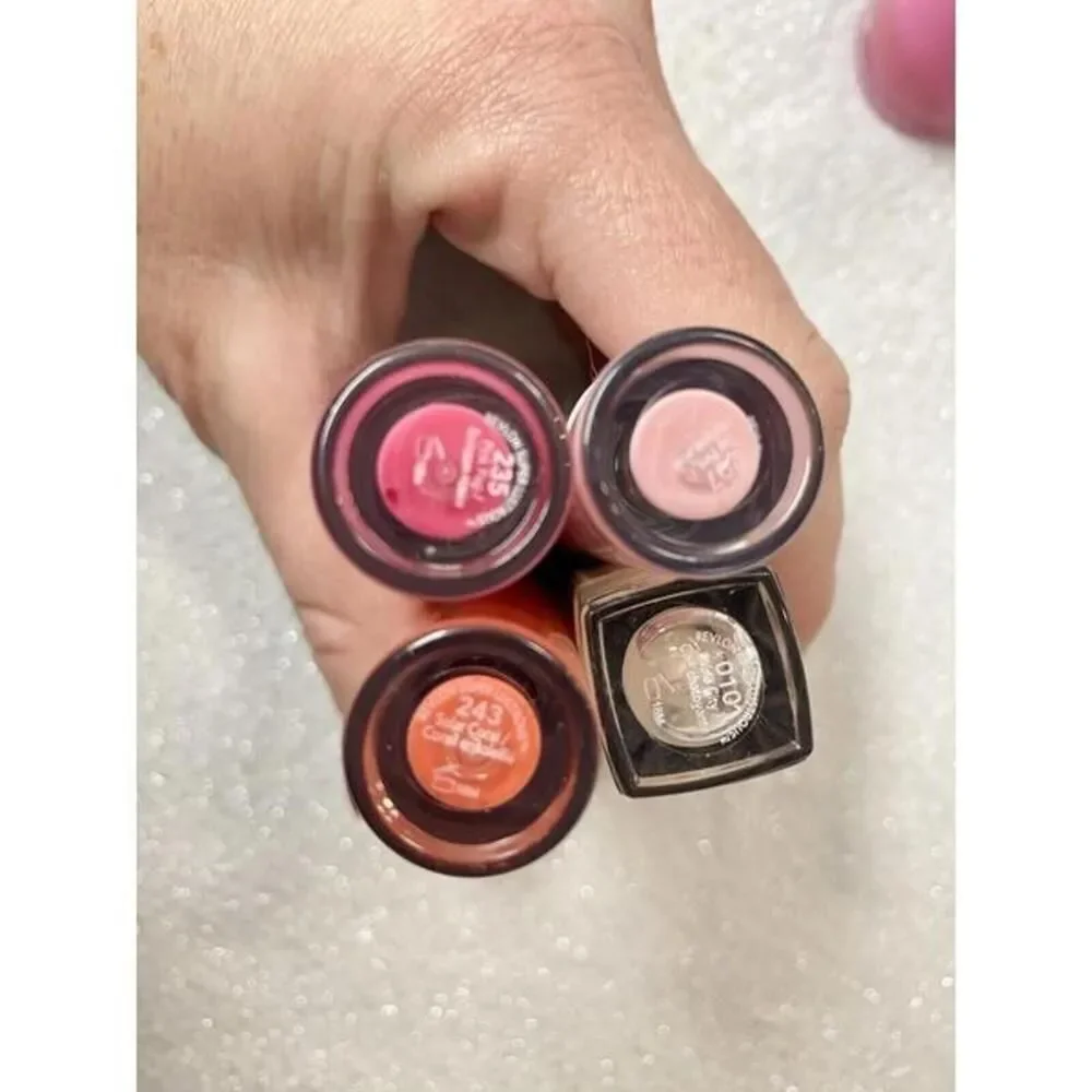 Lot Of Brand New Sealed Maybelline And Revlon Makeup
